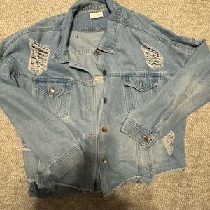 💙Distressed Denim Jacket💙